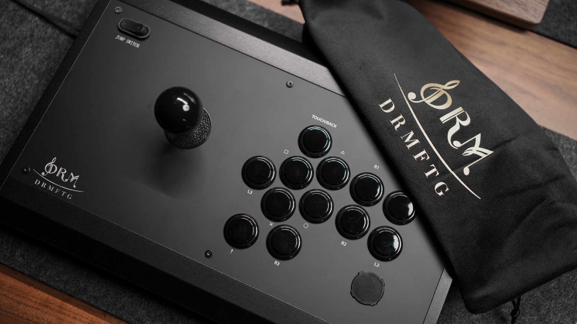 DRMFTG レバーアケコン コスパと品質を両立した格闘ゲーム用コントローラー